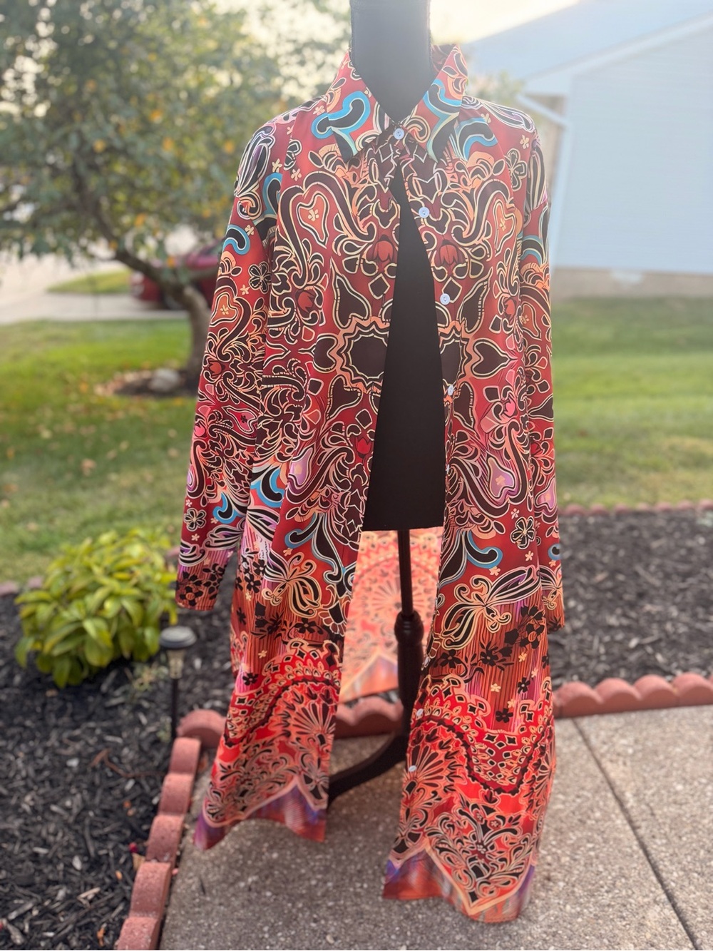 Womenโs Vibrant Red Printed Button Down Dress